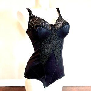 NWT Lilly Italian Women's Cotton Lace Body Shaper in Black In Size 44DD / 44F